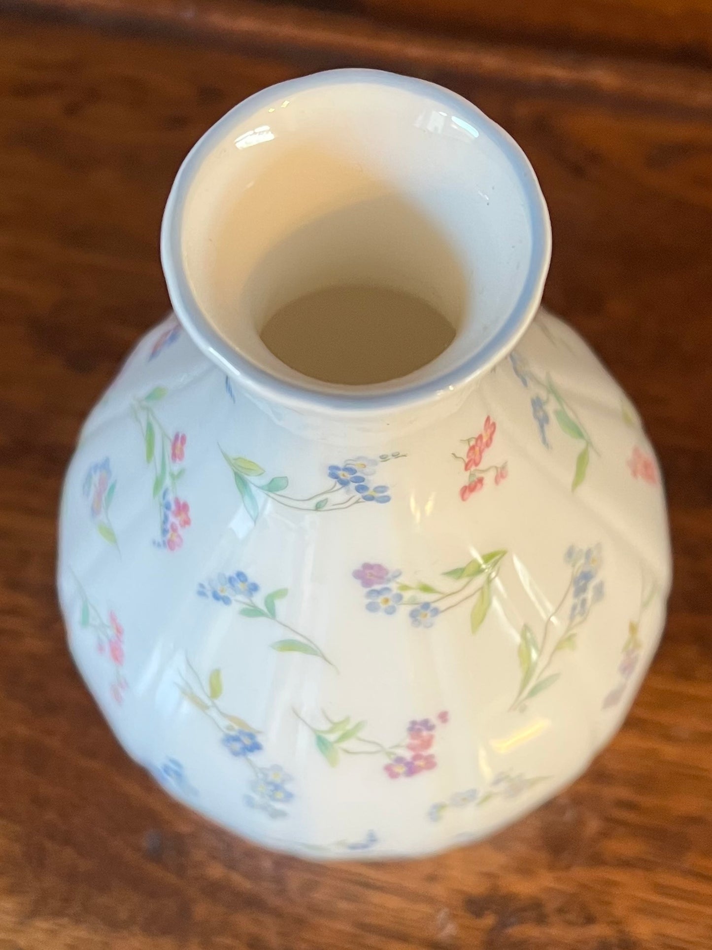 Vintage Royal Worcester Fine Bone China Forget Me Not Bud Vase