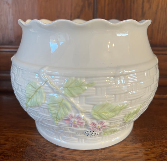 Belleek Ireland Indoor Planter Basket Weave