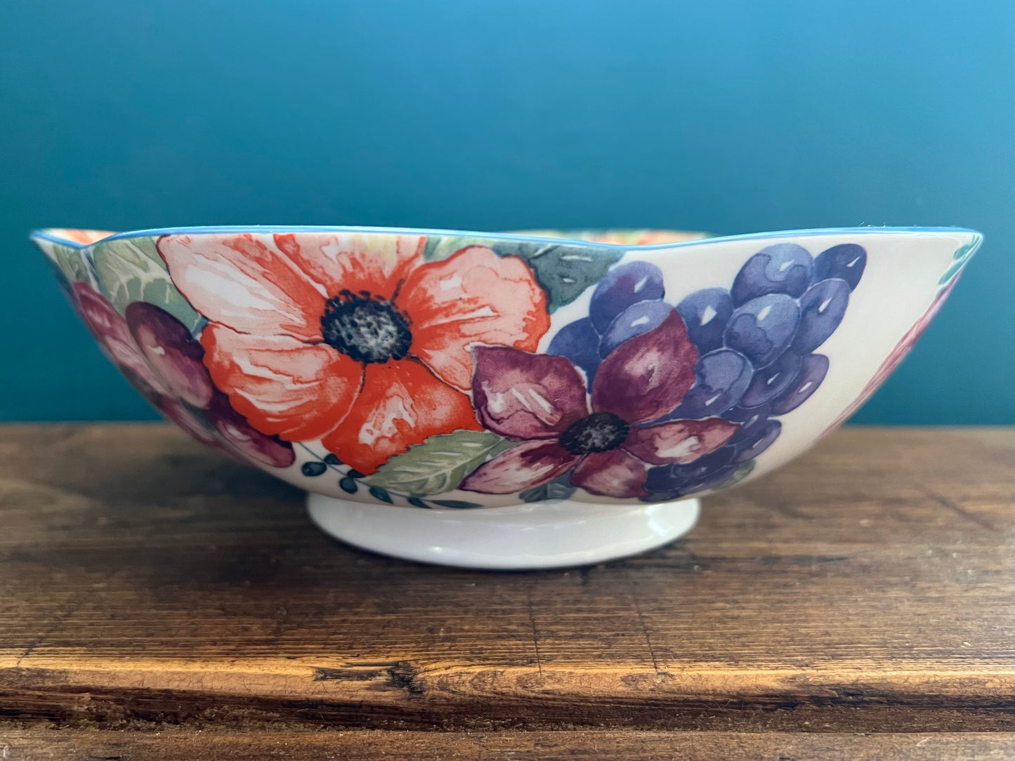 Rare Vintage Queen's Fine Bone China Fresco Floral Bowl Dish Fruit Crownford