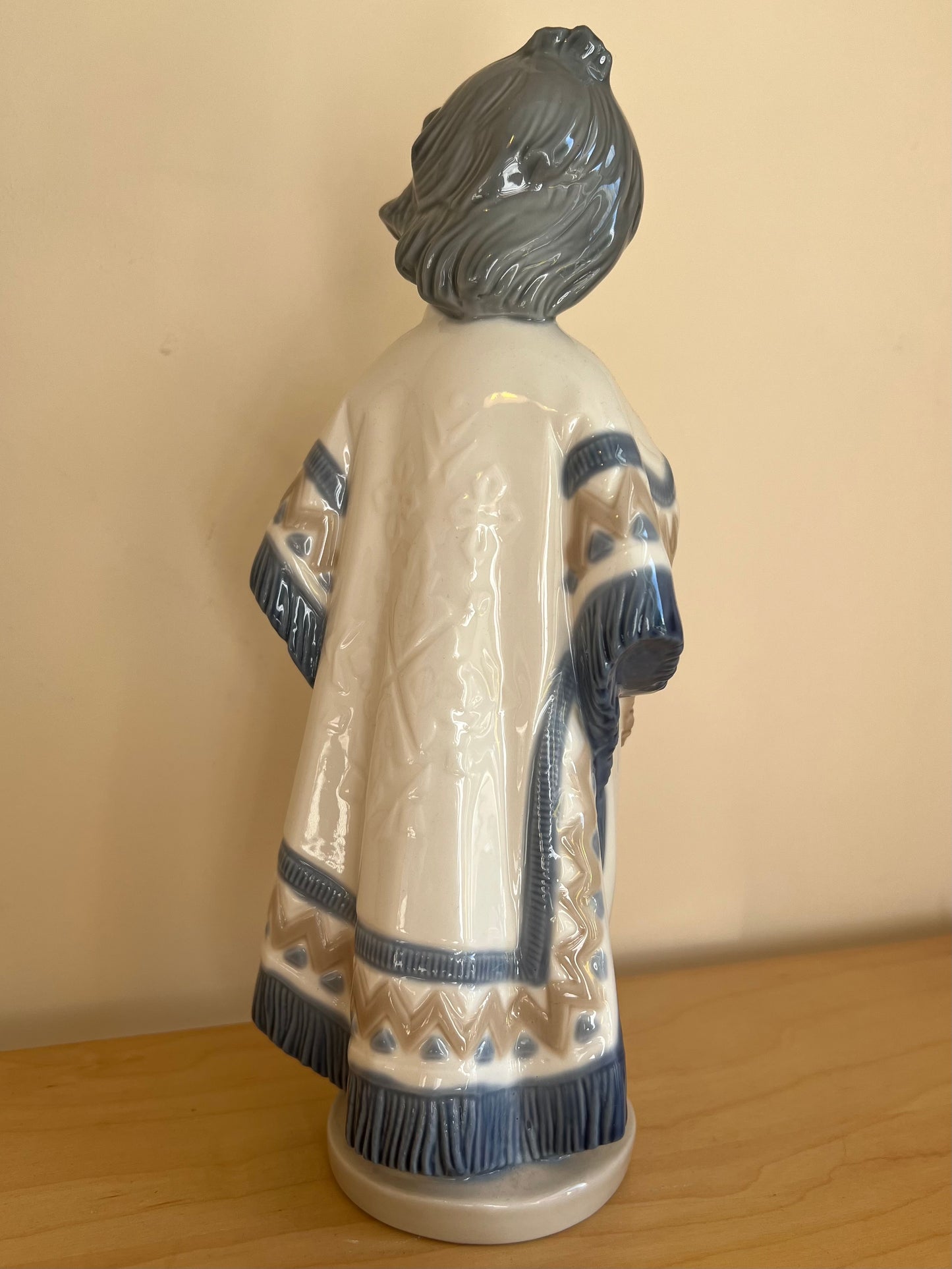 Vintage Nao Lladro Figurine Mexican Boy Poncho Hat Daisa 1982 Handmade in Spain